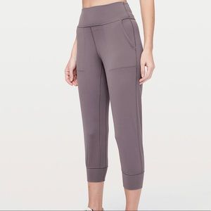 Lululemon Align Jogger Crop in Antique Bark